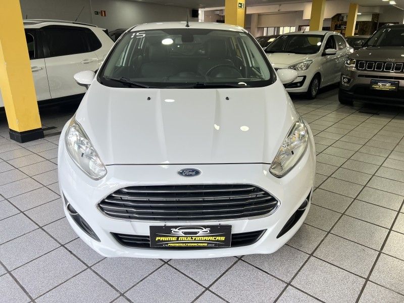 FORD FIESTA 1.6 TITANIUM HATCH 16V 2015/2015 PRIME MULTIMARCAS CAXIAS DO SUL / Carros no Vale FORD FIESTA 1.6 TITANIUM HATCH 16V 2015/2015 PRIME MULTIMARCAS CAXIAS DO SUL / Carros no Vale