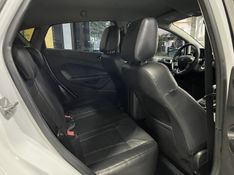 FORD FIESTA 1.6 TITANIUM HATCH 16V 2015/2015 PRIME MULTIMARCAS CAXIAS DO SUL / Carros no Vale