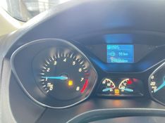 FORD FOCUS 1.6 SE HATCH 16V 2014/2015 PRIME MULTIMARCAS CAXIAS DO SUL / Carros no Vale