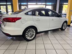 FORD FOCUS 2.0 TITANIUM PLUS SEDAN 16V 2016/2016 PRIME MULTIMARCAS CAXIAS DO SUL / Carros no Vale