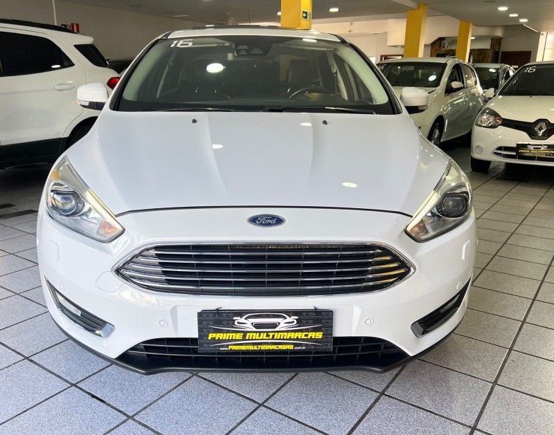 FORD FOCUS 2.0 TITANIUM PLUS SEDAN 16V 2016/2016 PRIME MULTIMARCAS CAXIAS DO SUL / Carros no Vale FORD FOCUS 2.0 TITANIUM PLUS SEDAN 16V 2016/2016 PRIME MULTIMARCAS CAXIAS DO SUL / Carros no Vale