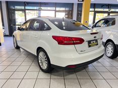 FORD FOCUS 2.0 TITANIUM PLUS SEDAN 16V 2016/2016 PRIME MULTIMARCAS CAXIAS DO SUL / Carros no Vale