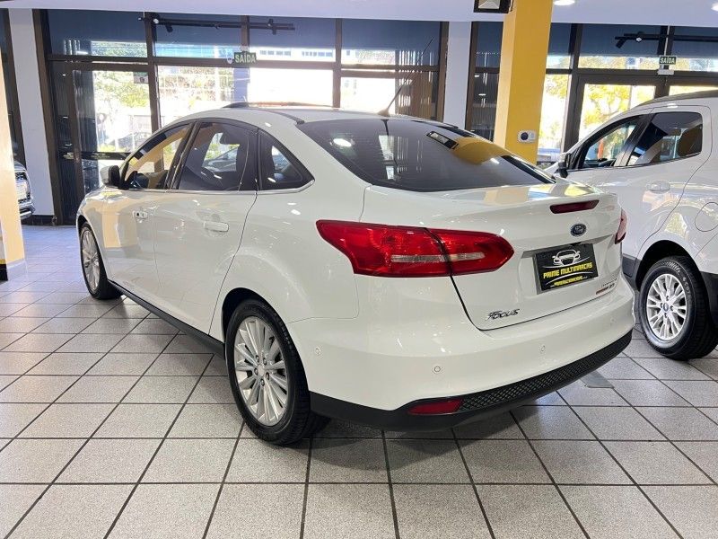 FORD FOCUS 2.0 TITANIUM PLUS SEDAN 16V 2016/2016 PRIME MULTIMARCAS CAXIAS DO SUL / Carros no Vale FORD FOCUS 2.0 TITANIUM PLUS SEDAN 16V 2016/2016 PRIME MULTIMARCAS CAXIAS DO SUL / Carros no Vale