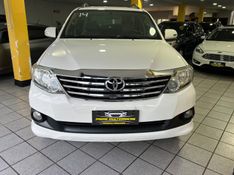 TOYOTA HILUX SW4 2.7 SR 4X2 16V 2014/2014 PRIME MULTIMARCAS CAXIAS DO SUL / Carros no Vale