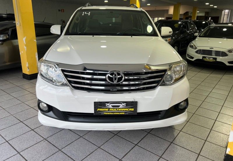TOYOTA HILUX SW4 2.7 SR 4X2 16V 2014/2014 PRIME MULTIMARCAS CAXIAS DO SUL / Carros no Vale TOYOTA HILUX SW4 2.7 SR 4X2 16V 2014/2014 PRIME MULTIMARCAS CAXIAS DO SUL / Carros no Vale