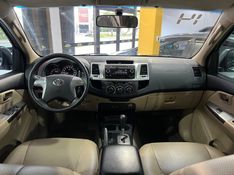 TOYOTA HILUX SW4 2.7 SR 4X2 16V 2014/2014 PRIME MULTIMARCAS CAXIAS DO SUL / Carros no Vale