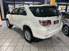 TOYOTA HILUX SW4 2.7 SR 4X2 16V 2014/2014 PRIME MULTIMARCAS CAXIAS DO SUL / Carros no Vale