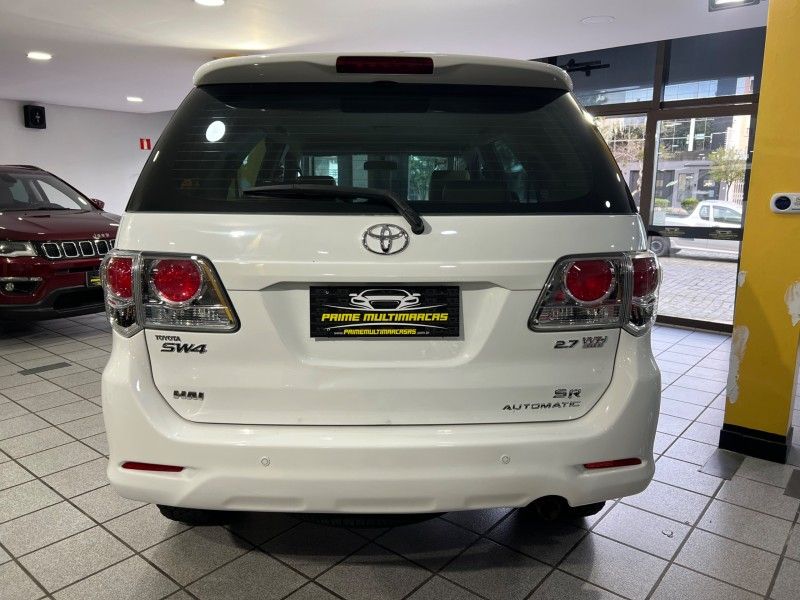 TOYOTA HILUX SW4 2.7 SR 4X2 16V 2014/2014 PRIME MULTIMARCAS CAXIAS DO SUL / Carros no Vale TOYOTA HILUX SW4 2.7 SR 4X2 16V 2014/2014 PRIME MULTIMARCAS CAXIAS DO SUL / Carros no Vale