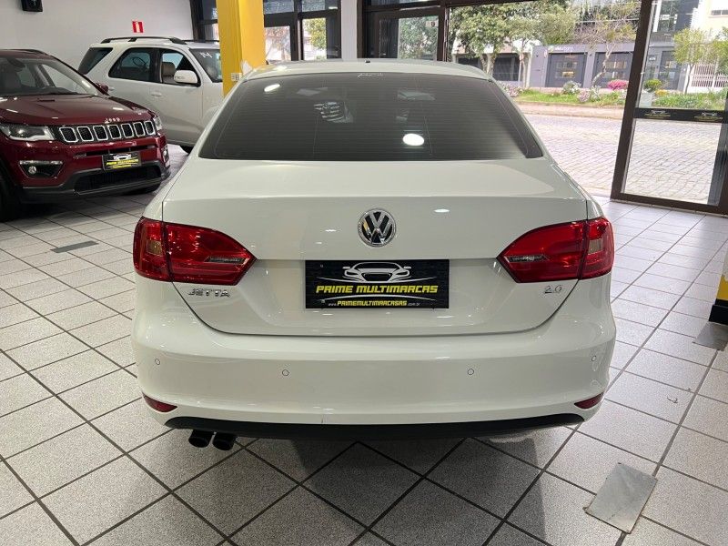 VOLKSWAGEN JETTA 2.0 COMFORTLINE TIPTRONIC 2012/2012 PRIME MULTIMARCAS CAXIAS DO SUL / Carros no Vale VOLKSWAGEN JETTA 2.0 COMFORTLINE TIPTRONIC 2012/2012 PRIME MULTIMARCAS CAXIAS DO SUL / Carros no Vale