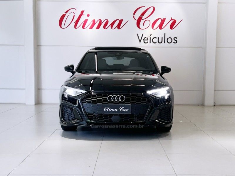 AUDI A3 2.0 TFSI 40 PERFORMANCE BLACK SPORTBACK 2024/2024 ÓTIMA CAR FLORES DA CUNHA / Carros no Vale AUDI A3 2.0 TFSI 40 PERFORMANCE BLACK SPORTBACK 2024/2024 ÓTIMA CAR FLORES DA CUNHA / Carros no Vale
