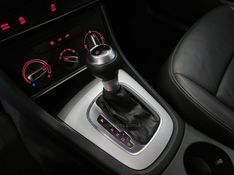AUDI Q3 1.4 TFSI ATTRACTION 16V S TRONIC 2017/2018 ÓTIMA CAR FLORES DA CUNHA / Carros no Vale