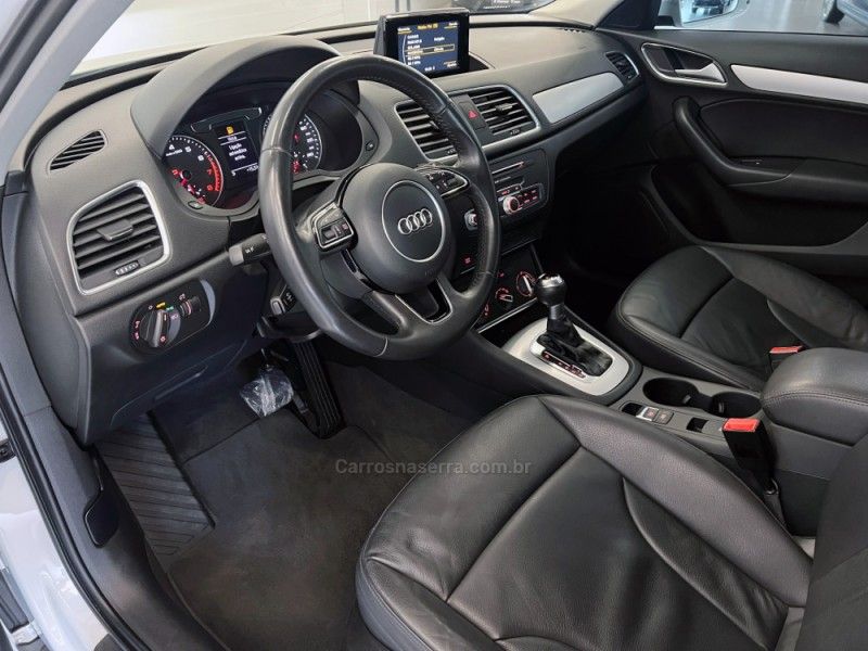 AUDI Q3 1.4 TFSI ATTRACTION 16V S TRONIC 2017/2018 ÓTIMA CAR FLORES DA CUNHA / Carros no Vale AUDI Q3 1.4 TFSI ATTRACTION 16V S TRONIC 2017/2018 ÓTIMA CAR FLORES DA CUNHA / Carros no Vale