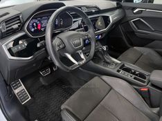 AUDI Q3 2.0 TFSI SPORTBACK PERFORMANCE BLACK QUATTRO 2022/2023 ÓTIMA CAR FLORES DA CUNHA / Carros no Vale