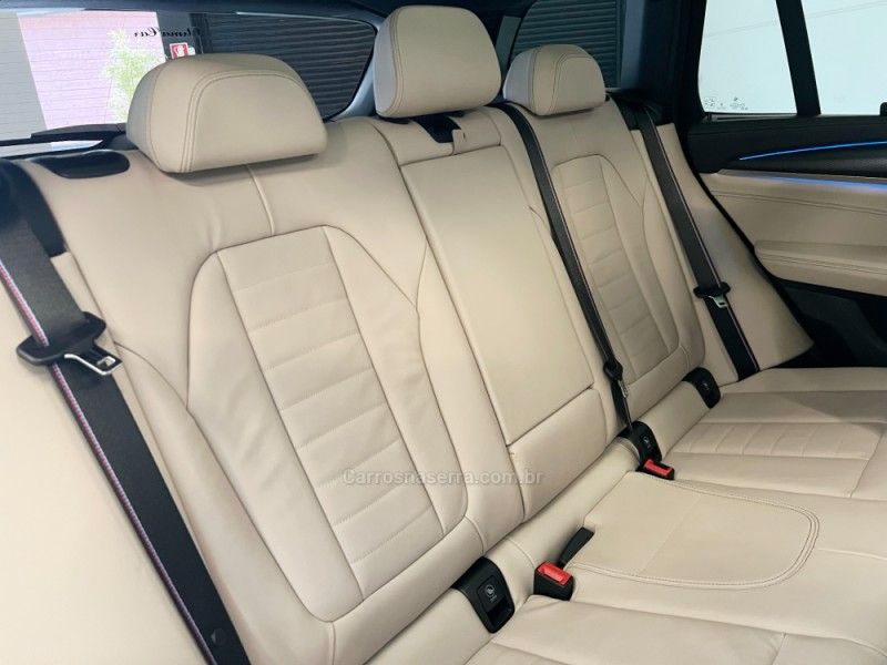 BMW X3 2.0 XDRIVE 30E M SPORT 16V TURBO HÍBRIDO 2023/2024 ÓTIMA CAR FLORES DA CUNHA / Carros no Vale BMW X3 2.0 XDRIVE 30E M SPORT 16V TURBO HÍBRIDO 2023/2024 ÓTIMA CAR FLORES DA CUNHA / Carros no Vale