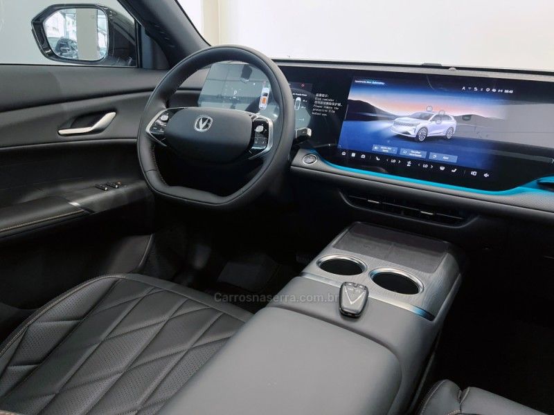 CHANGAN CS75 1.5 INFINITY TURBO 16V 2026/2027 ÓTIMA CAR FLORES DA CUNHA / Carros no Vale