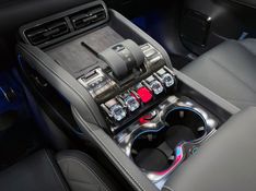DENZA B5 1.5 PHEV 16V 31.8 KW HÍBRIDO 2026/2027 ÓTIMA CAR FLORES DA CUNHA / Carros no Vale