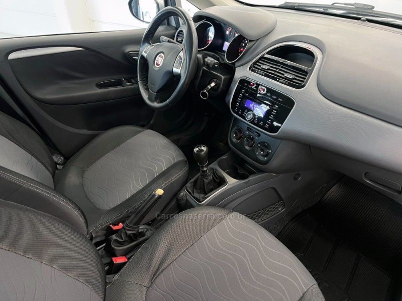 FIAT PUNTO 1.4 ATTRACTIVE ITALIA 8V 2015/2016 ÓTIMA CAR FLORES DA CUNHA / Carros no Vale