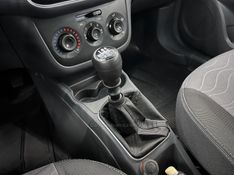FIAT PUNTO 1.4 ATTRACTIVE ITALIA 8V 2015/2016 ÓTIMA CAR FLORES DA CUNHA / Carros no Vale