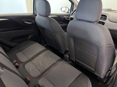 FIAT PUNTO 1.4 ATTRACTIVE ITALIA 8V 2015/2016 ÓTIMA CAR FLORES DA CUNHA / Carros no Vale