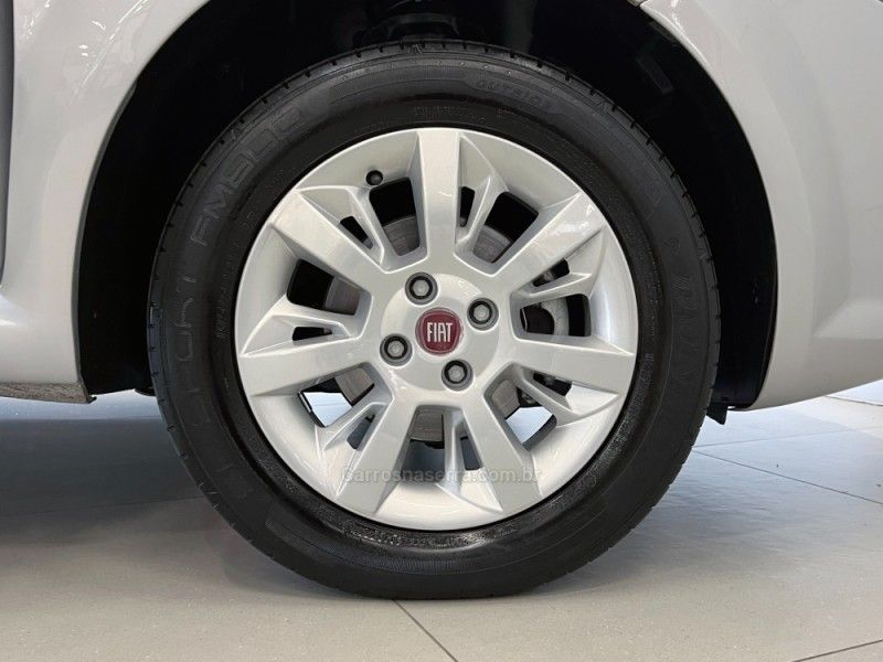 FIAT PUNTO 1.4 ATTRACTIVE ITALIA 8V 2015/2016 ÓTIMA CAR FLORES DA CUNHA / Carros no Vale