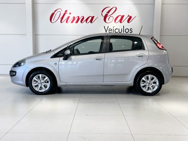 FIAT PUNTO 1.4 ATTRACTIVE ITALIA 8V 2015/2016 ÓTIMA CAR FLORES DA CUNHA / Carros no Vale
