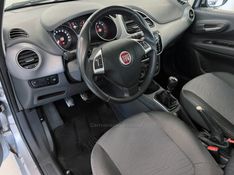 FIAT PUNTO 1.4 ATTRACTIVE ITALIA 8V 2015/2016 ÓTIMA CAR FLORES DA CUNHA / Carros no Vale