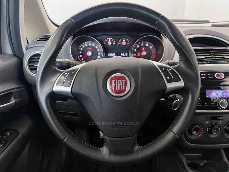 FIAT PUNTO 1.4 ATTRACTIVE ITALIA 8V 2015/2016 ÓTIMA CAR FLORES DA CUNHA / Carros no Vale