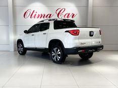 FIAT TORO 2.2 16V TURBO VOLCANO 2025/2025 ÓTIMA CAR FLORES DA CUNHA / Carros no Vale