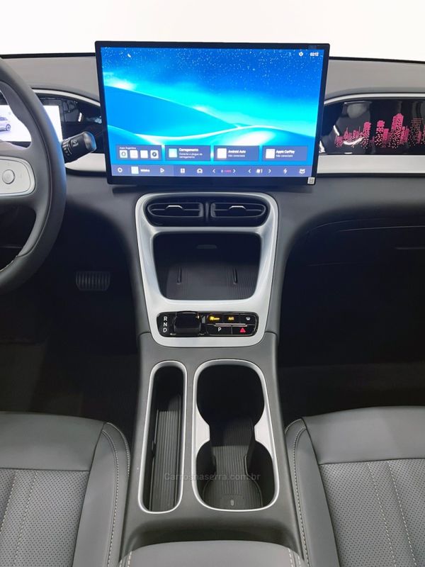 GEELY EX2 MAX 39,4 KW ELÉTRICO 2026/2027 ÓTIMA CAR FLORES DA CUNHA / Carros no Vale