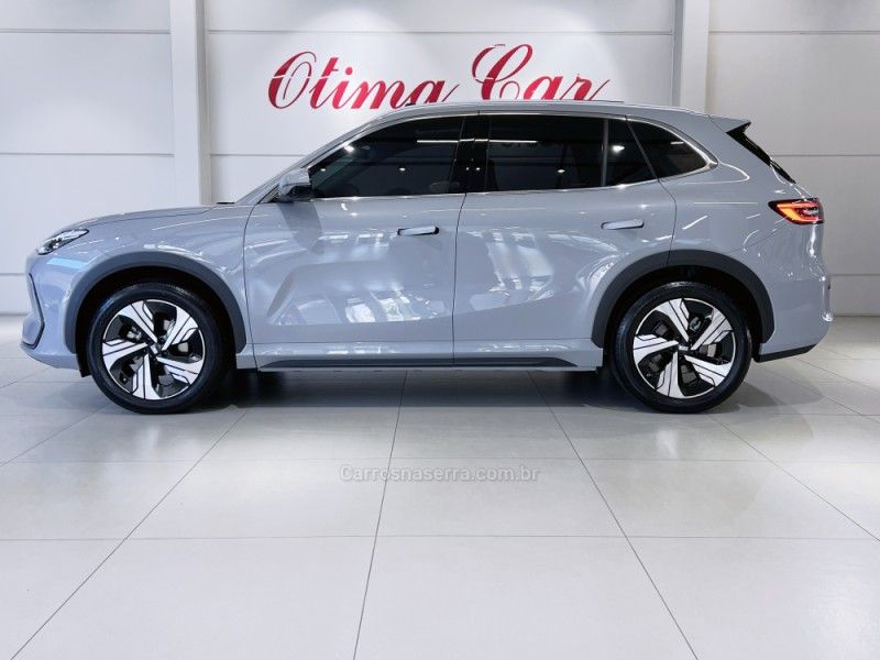 GEELY EX5 MAX 60,22 KW ELÉTRICO 2026/2026 ÓTIMA CAR FLORES DA CUNHA / Carros no Vale