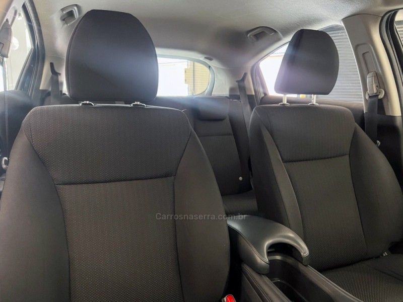HONDA HR-V 1.8 16V EX 2016/2016 ÓTIMA CAR FLORES DA CUNHA / Carros no Vale