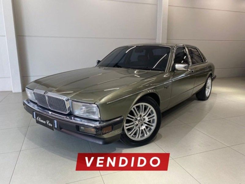 JAGUAR DAIMLER 3.6 V6 XJ40 1986/1987 ÓTIMA CAR FLORES DA CUNHA / Carros no Vale
