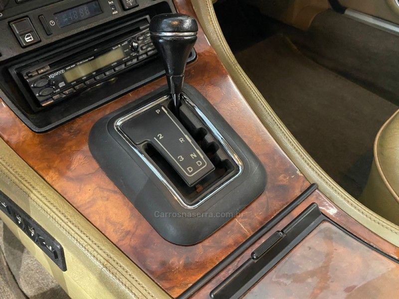 JAGUAR DAIMLER 3.6 V6 XJ40 1986/1987 ÓTIMA CAR FLORES DA CUNHA / Carros no Vale