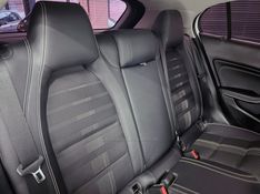MERCEDES-BENZ GLA 200 1.6 CGI ADVANCE 16V TURBO 2018/2018 ÓTIMA CAR FLORES DA CUNHA / Carros no Vale