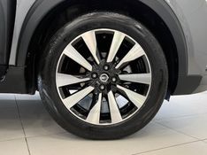 NISSAN KICKS 1.6 16V SL XTRONIC 2016/2017 ÓTIMA CAR FLORES DA CUNHA / Carros no Vale