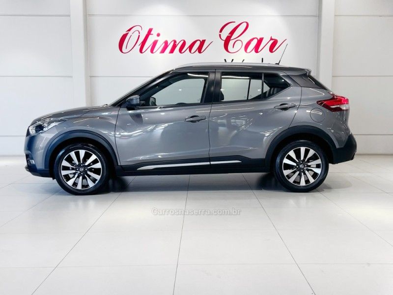 NISSAN KICKS 1.6 16V SL XTRONIC 2016/2017 ÓTIMA CAR FLORES DA CUNHA / Carros no Vale NISSAN KICKS 1.6 16V SL XTRONIC 2016/2017 ÓTIMA CAR FLORES DA CUNHA / Carros no Vale