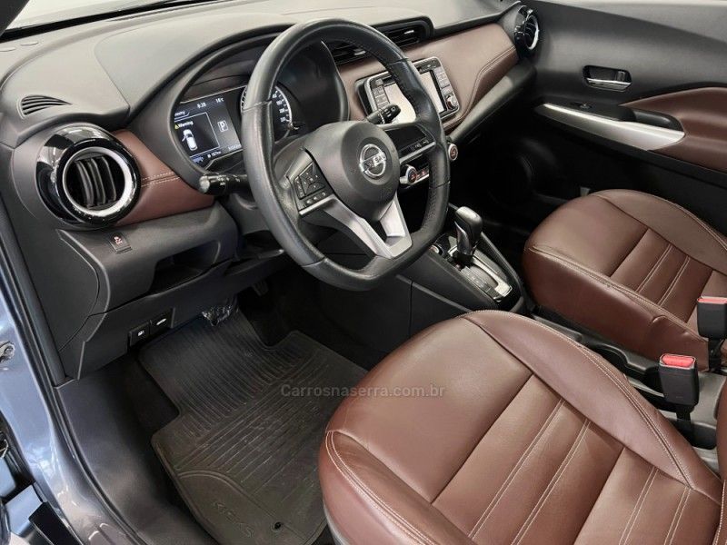 NISSAN KICKS 1.6 16V SL XTRONIC 2016/2017 ÓTIMA CAR FLORES DA CUNHA / Carros no Vale NISSAN KICKS 1.6 16V SL XTRONIC 2016/2017 ÓTIMA CAR FLORES DA CUNHA / Carros no Vale