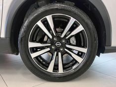 NISSAN KICKS 1.6 EXCLUSIVE 16V 2022/2023 ÓTIMA CAR FLORES DA CUNHA / Carros no Vale