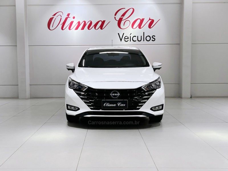 NISSAN VERSA 1.6 ADVANCE 16V 2024/2025 ÓTIMA CAR FLORES DA CUNHA / Carros no Vale
