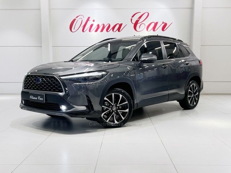 TOYOTA COROLLA 1.8 CROSS XRX 16V HÍBRIDO 2023/2024 ÓTIMA CAR FLORES DA CUNHA / Carros no Vale TOYOTA COROLLA 1.8 CROSS XRX 16V HÍBRIDO 2023/2024 ÓTIMA CAR FLORES DA CUNHA / Carros no Vale