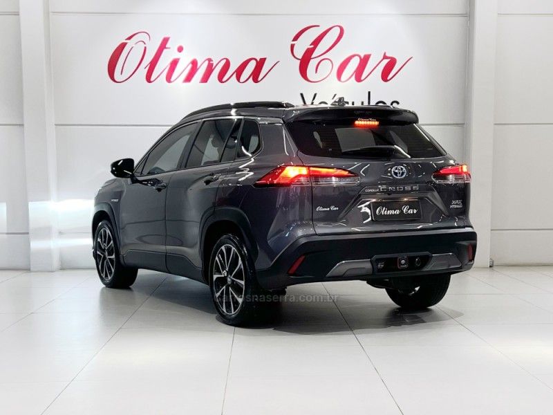 TOYOTA COROLLA 1.8 CROSS XRX 16V HÍBRIDO 2023/2024 ÓTIMA CAR FLORES DA CUNHA / Carros no Vale TOYOTA COROLLA 1.8 CROSS XRX 16V HÍBRIDO 2023/2024 ÓTIMA CAR FLORES DA CUNHA / Carros no Vale