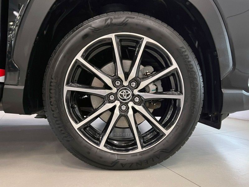 TOYOTA COROLLA 2.0 CROSS GR-S 16V 2023/2024 ÓTIMA CAR FLORES DA CUNHA / Carros no Vale TOYOTA COROLLA 2.0 CROSS GR-S 16V 2023/2024 ÓTIMA CAR FLORES DA CUNHA / Carros no Vale