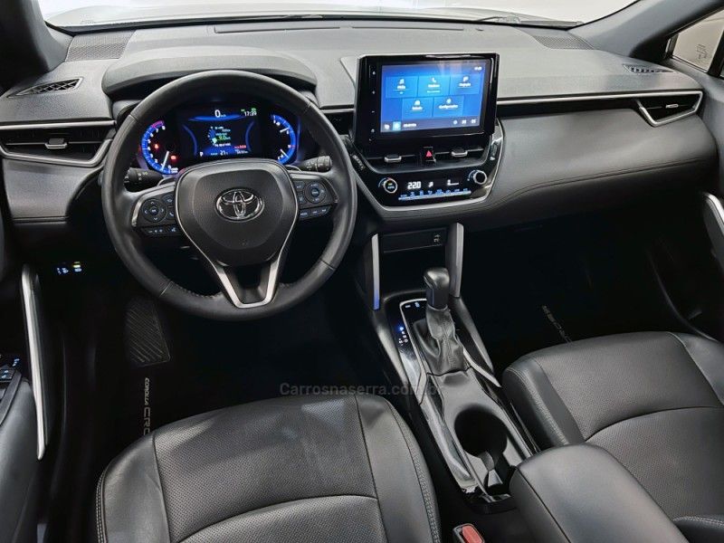 TOYOTA COROLLA 2.0 CROSS XRE 16V 2024/2024 ÓTIMA CAR FLORES DA CUNHA / Carros no Vale TOYOTA COROLLA 2.0 CROSS XRE 16V 2024/2024 ÓTIMA CAR FLORES DA CUNHA / Carros no Vale
