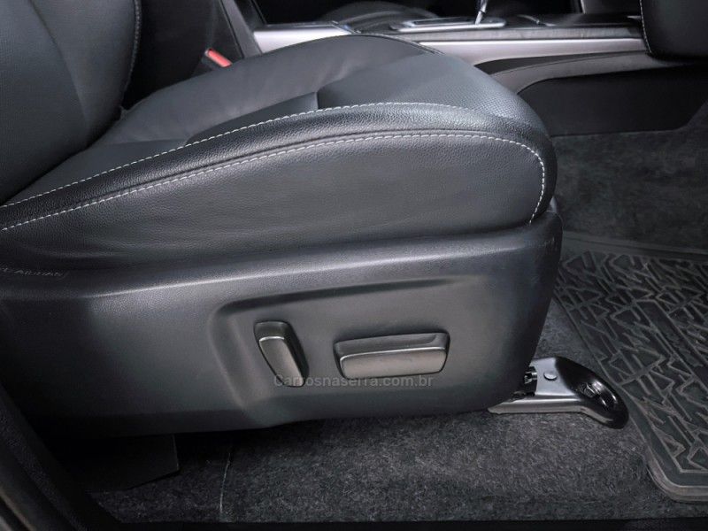 TOYOTA HILUX SW4 2.8 4X4 SRX PLATINUM TURBO 7 LUGARES 2023/2024 ÓTIMA CAR FLORES DA CUNHA / Carros no Vale TOYOTA HILUX SW4 2.8 4X4 SRX PLATINUM TURBO 7 LUGARES 2023/2024 ÓTIMA CAR FLORES DA CUNHA / Carros no Vale