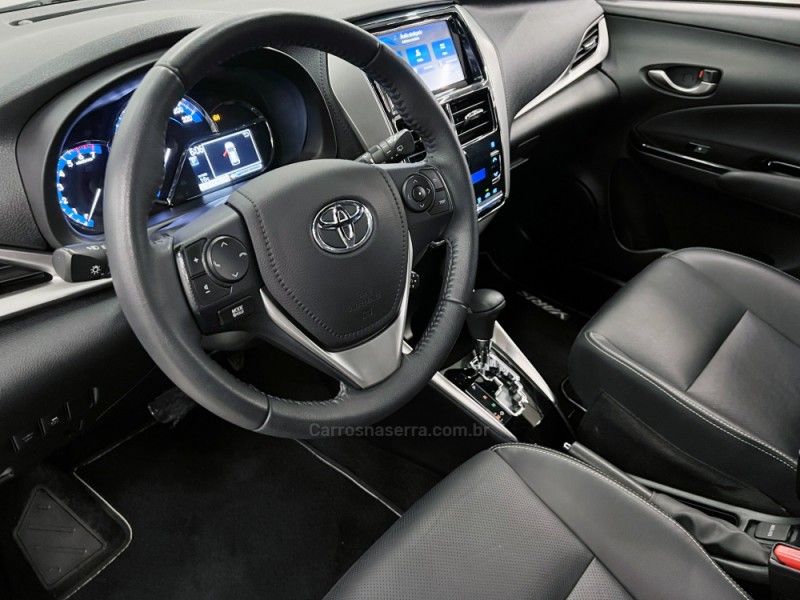 TOYOTA YARIS 1.5 XS CONNECT 16V 2021/2022 ÓTIMA CAR FLORES DA CUNHA / Carros no Vale TOYOTA YARIS 1.5 XS CONNECT 16V 2021/2022 ÓTIMA CAR FLORES DA CUNHA / Carros no Vale