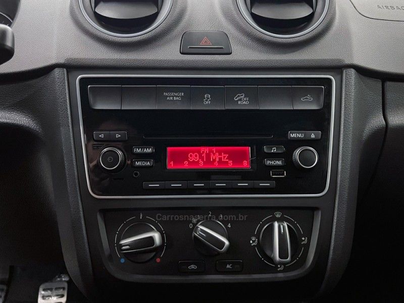 VOLKSWAGEN SAVEIRO 1.6 CROSS CE 8V 2014/2015 ÓTIMA CAR FLORES DA CUNHA / Carros no Vale
