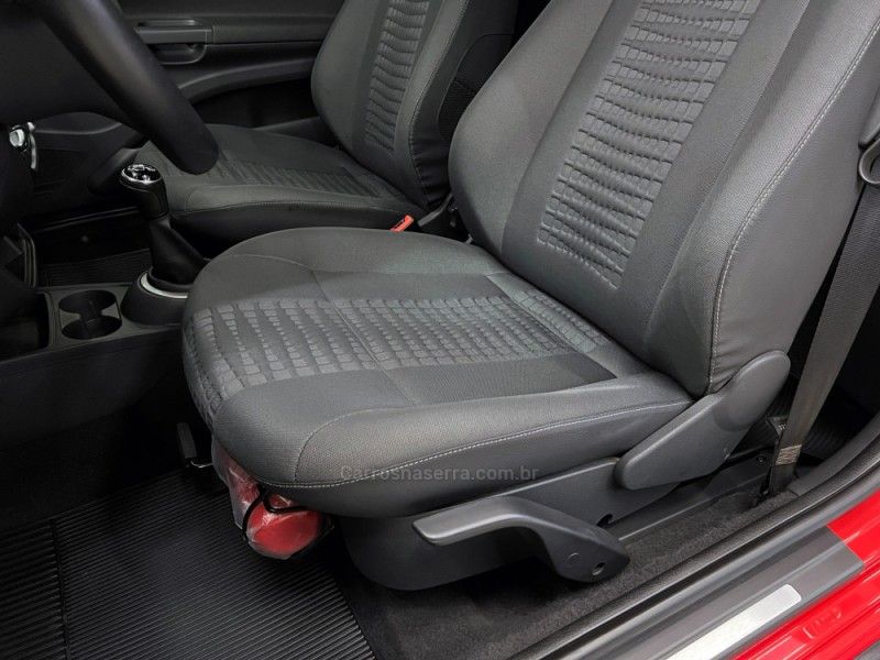 VOLKSWAGEN SAVEIRO 1.6 CROSS CE 8V 2014/2015 ÓTIMA CAR FLORES DA CUNHA / Carros no Vale