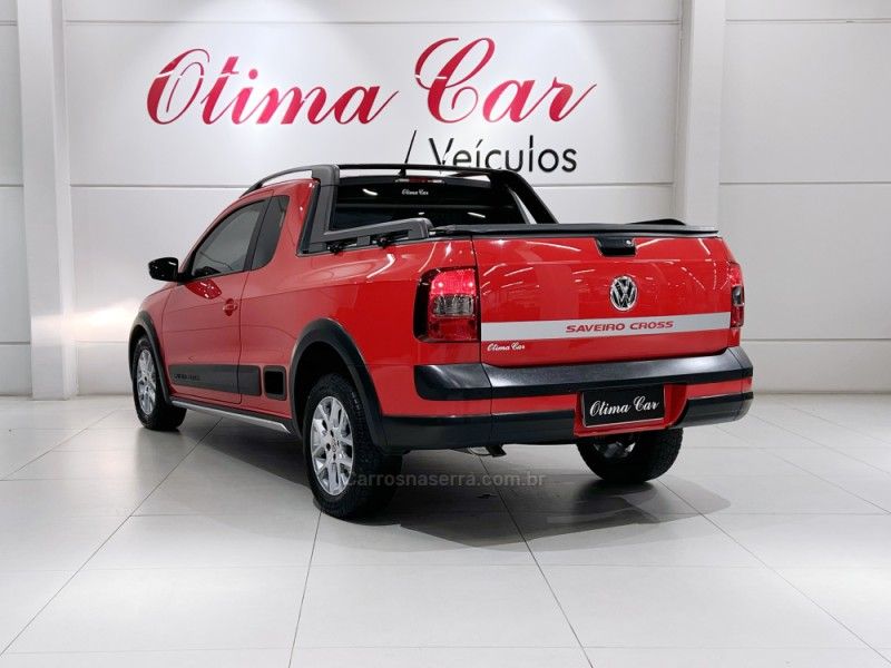 VOLKSWAGEN SAVEIRO 1.6 CROSS CE 8V 2014/2015 ÓTIMA CAR FLORES DA CUNHA / Carros no Vale