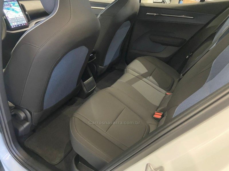 VOLVO EX30 CORE EXTENDED RANGE 2024/2025 ÓTIMA CAR FLORES DA CUNHA / Carros no Vale