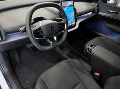 VOLVO EX30 ULTRA EXTENDED RANGE 2024/2025 ÓTIMA CAR FLORES DA CUNHA / Carros no Vale
